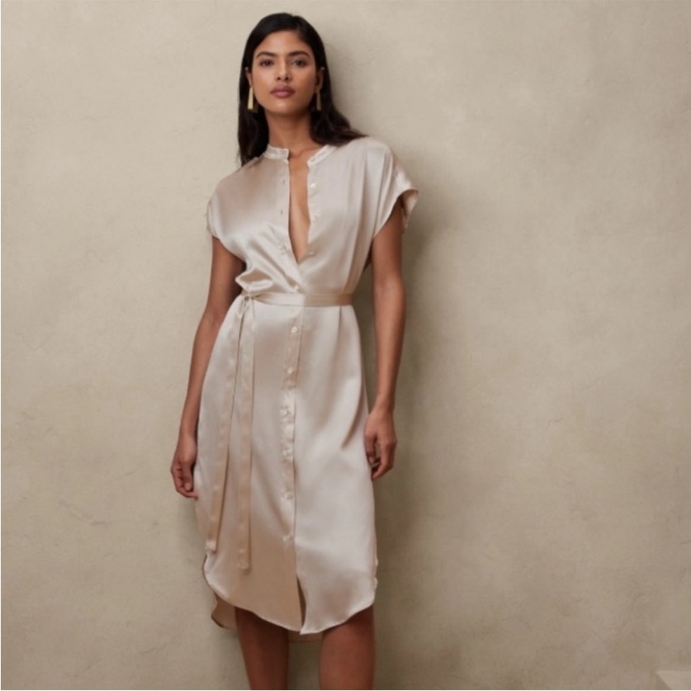 Banana republic size S silk midi dress